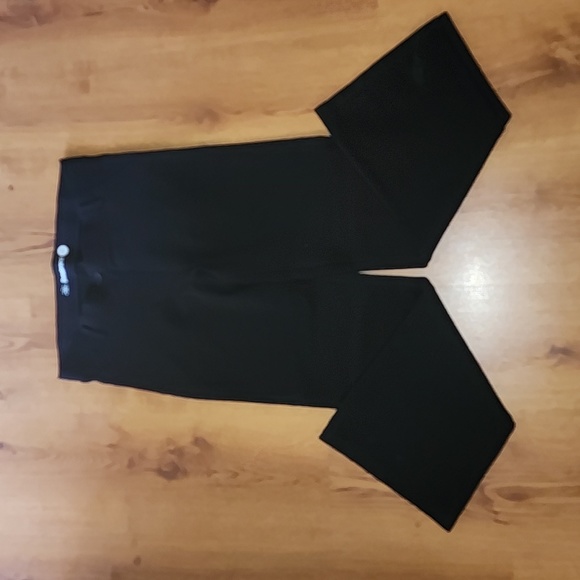 Betabrand black pants size Medium s-petite - Picture 2 of 9